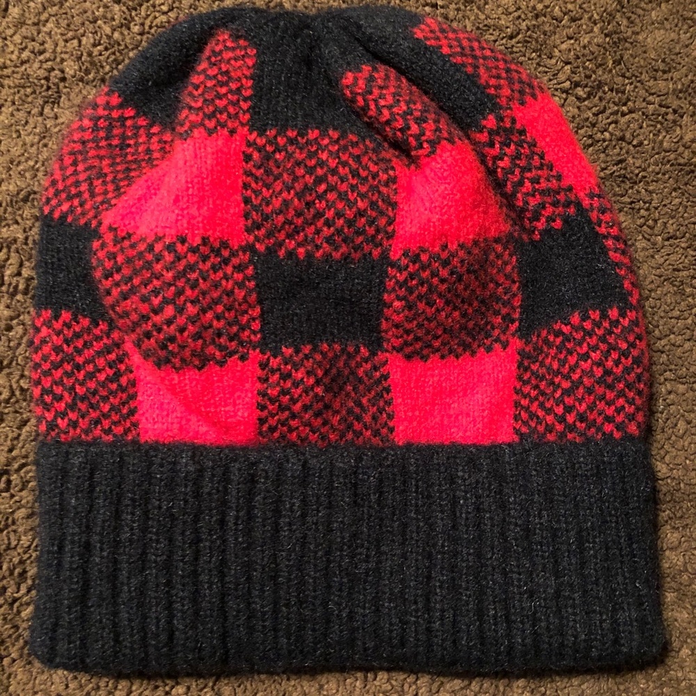 Buffalo plaid beenie